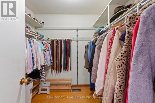 865 Meadow Wood Road, Mississauga, ON - Indoor With Storage