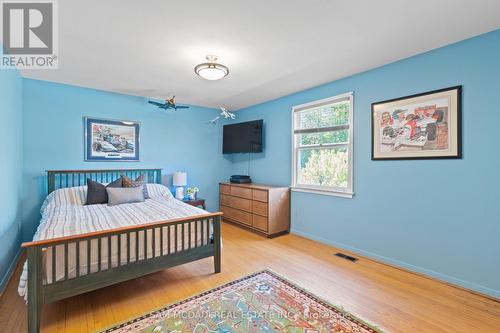 865 Meadow Wood Road, Mississauga, ON - Indoor Photo Showing Bedroom