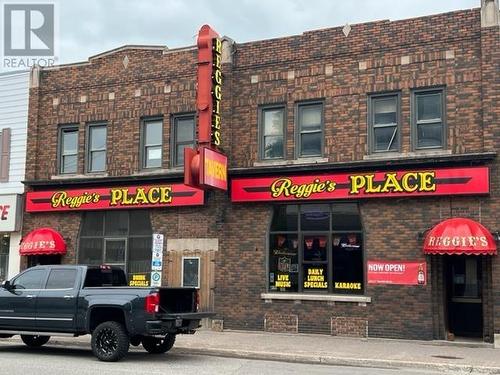 458 Queen ST  Sault Ste. Marie, ON P6A 1Z7