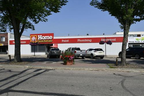 24-26 Athabasca Ave.,T9G 1G2, Devon, AB 