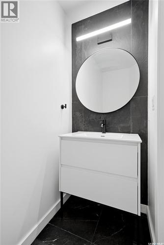 3638 Argyle Road, Regina, SK - Indoor Photo Showing Bathroom