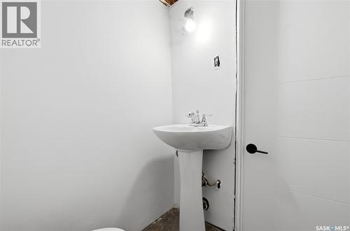 3638 Argyle Road, Regina, SK - Indoor Photo Showing Bathroom