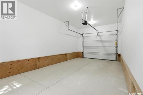 3638 Argyle Road, Regina, SK - Indoor Photo Showing Garage