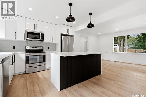 3638 Argyle Road, Regina, SK - Indoor Photo Showing Kitchen With Stainless Steel Kitchen With Upgraded Kitchen
