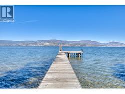 4852-4858 Lakeshore Road Kelowna, BC V1W 4H7