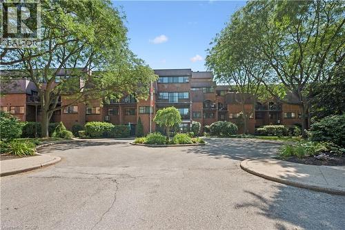 36 HAYHURST Road Unit# 329  Brantford, ON N3R 5Y9