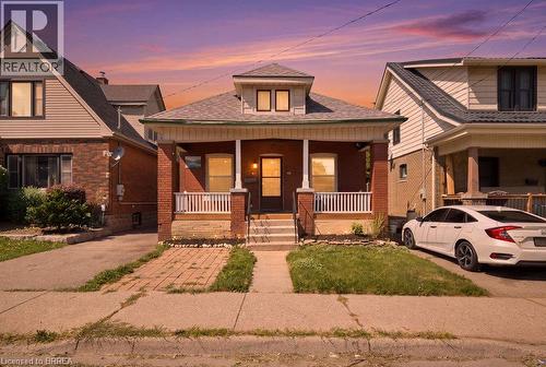 104 MARY Street  Brantford, ON N3S 3B7