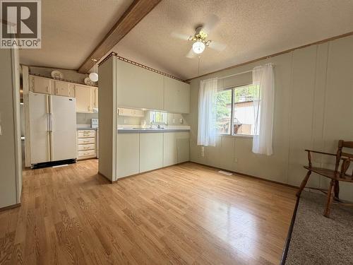 10 2155 Commodore Crescent, Williams Lake, BC - Indoor Photo Showing Kitchen
