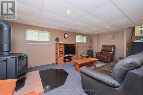 Family Room - 5471 8Th Line, Essa, ON - Indoor
