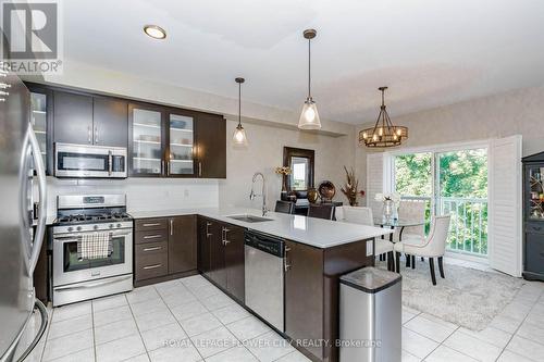 944 O'Reilly Crescent, Shelburne, ON - Indoor Photo Showing Kitchen With Stainless Steel Kitchen With Upgraded Kitchen