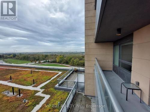 1103 - 18 UPTOWN DRIVE  Markham, ON L3R 5M5