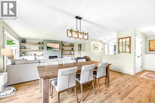 39 Elkview Drive, Fernie, BC - Indoor Photo Showing Dining Room