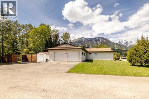39 Elkview Drive, Fernie, BC - Outdoor