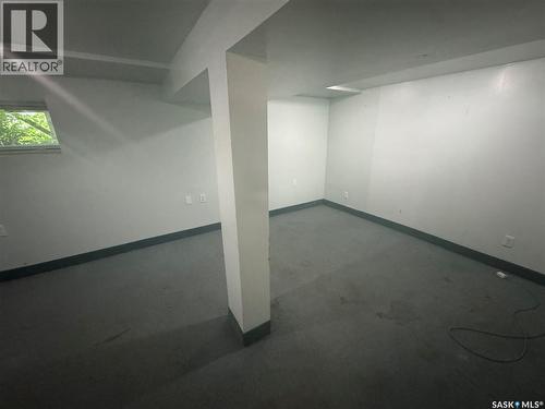 755 Cameron Street, Regina, SK - Indoor