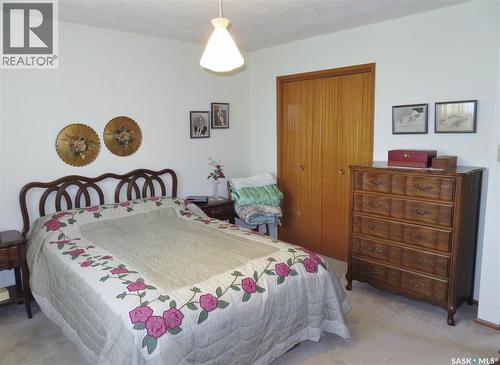 639 Acadia Drive, Saskatoon, SK - Indoor Photo Showing Bedroom