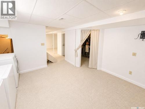 19 Cooper Crescent, Regina, SK - Indoor