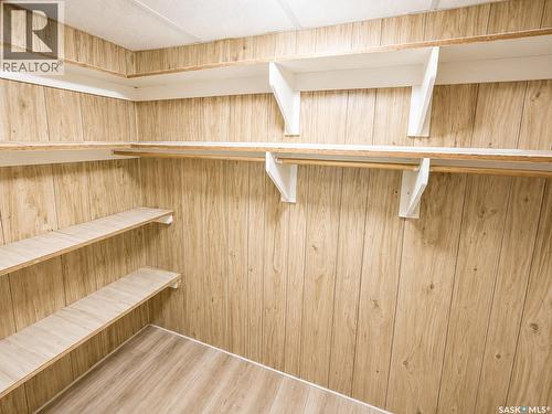 19 Cooper Crescent, Regina, SK - Indoor