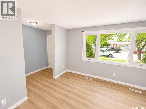19 Cooper Crescent, Regina, SK - Indoor Photo Showing Other Room