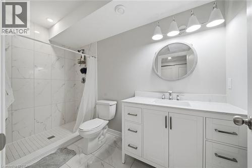 28B Grandview Street, Brantford, ON - Indoor Photo Showing Bathroom