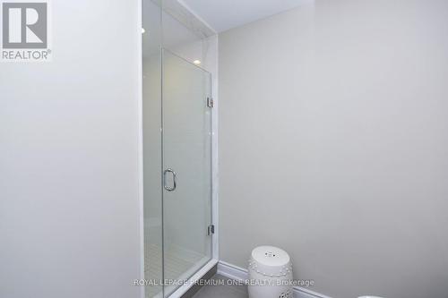 6A Acorn Avenue, Toronto, ON - Indoor Photo Showing Bathroom