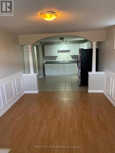630 CARTIER AVENUE , Oshawa, Ontario L1J 2E2 3