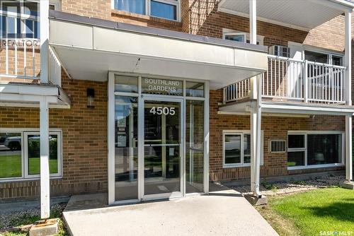 17 4505 Rae Street, Regina, SK - Outdoor