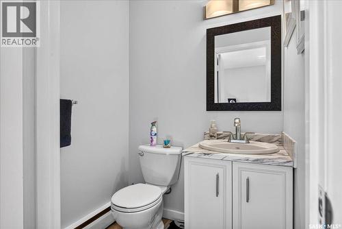 17 4505 Rae Street, Regina, SK - Indoor Photo Showing Bathroom
