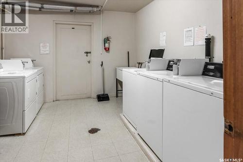 17 4505 Rae Street, Regina, SK - Indoor Photo Showing Laundry Room
