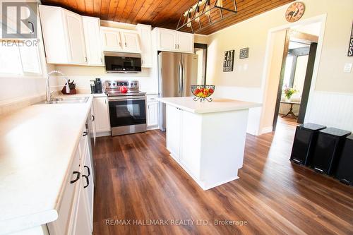 175 Concession 2 Road, Brock, ON - Indoor Photo Showing Kitchen