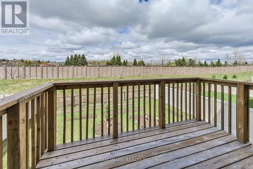 B 1 - 108 Pine Hill Crescent E, Aurora, ON - Outdoor