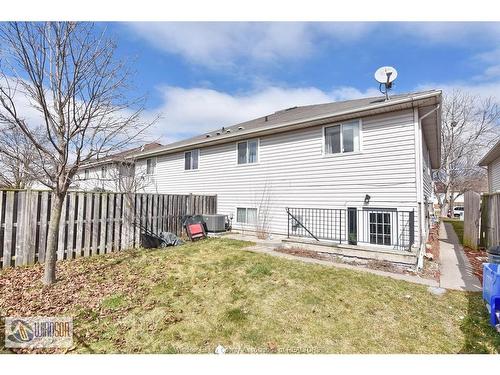 Upper-1003 Silverdale, Windsor, ON 