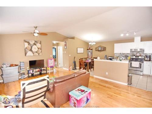 Upper-1003 Silverdale, Windsor, ON 