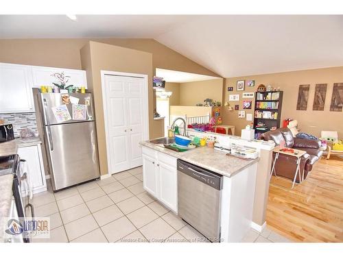Upper-1003 Silverdale, Windsor, ON 