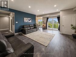 413 - 100 DEAN AVENUE  Barrie, ON L9J 0H1