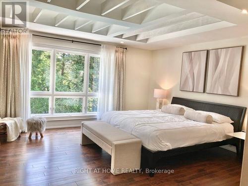 471 Country Club Crescent, Mississauga, ON - Indoor Photo Showing Bedroom