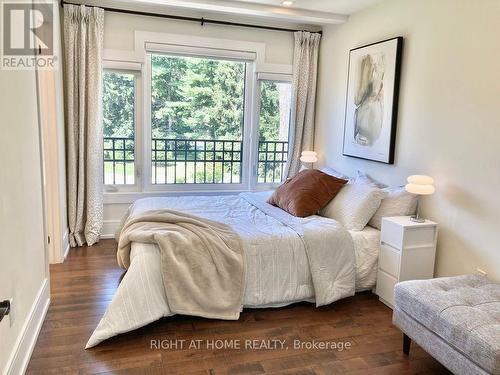 471 Country Club Crescent, Mississauga, ON - Indoor Photo Showing Bedroom