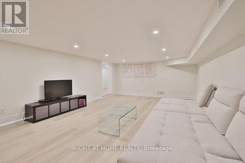 471 Country Club Crescent, Mississauga, ON - Indoor
