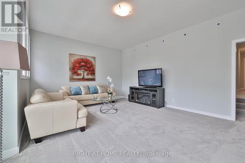 8 Ryder Avenue, Guelph, ON - Indoor Photo Showing Living Room