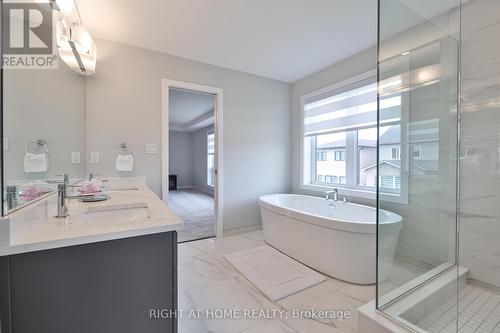 8 Ryder Avenue, Guelph, ON - Indoor Photo Showing Bathroom