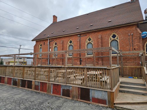 2251 Rymal Road E, Hamilton, ON 