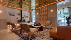 612-1660 Bloor Street W Toronto, ON M6P 0C6