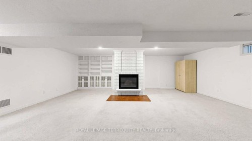 #64-95 Confederation Way, Markham, ON - Indoor With Fireplace