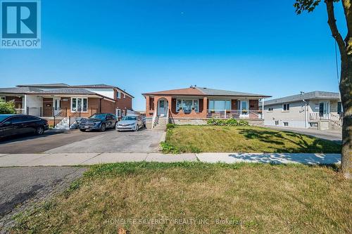 3669 Corliss Crescent, Mississauga, ON - Outdoor