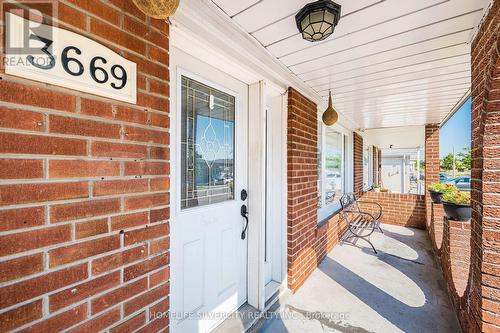 3669 Corliss Crescent, Mississauga, ON - Outdoor