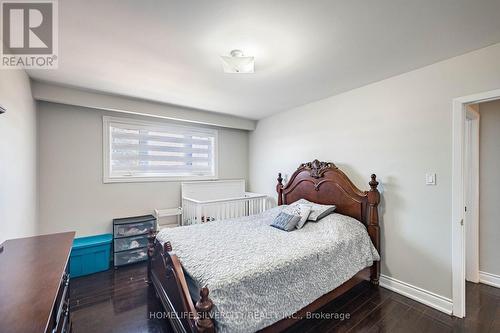 3669 Corliss Crescent, Mississauga, ON - Indoor Photo Showing Bedroom