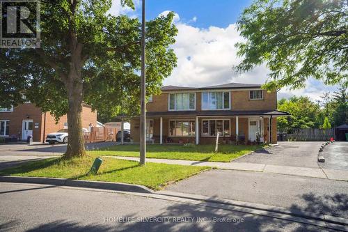 7582 Discus Crescent, Mississauga, ON - Outdoor With Facade