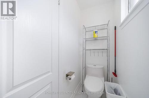 7582 Discus Crescent, Mississauga, ON - Indoor Photo Showing Bathroom