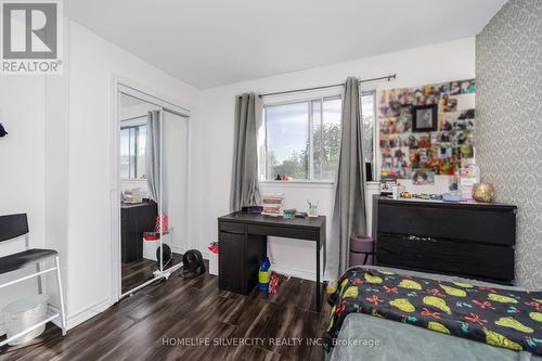 7582 Discus Crescent, Mississauga, ON - Indoor Photo Showing Bedroom