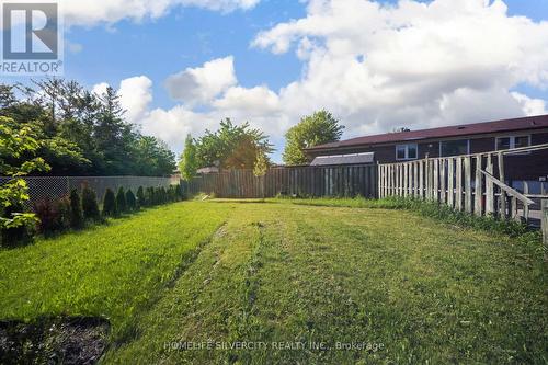 7582 Discus Crescent, Mississauga, ON - Outdoor
