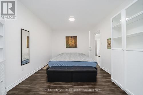 7582 Discus Crescent, Mississauga, ON - Indoor Photo Showing Bedroom